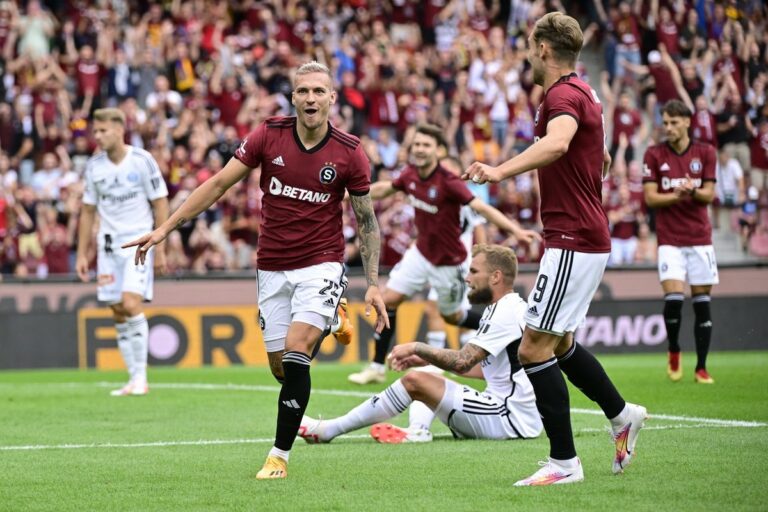 Le Sparta a montré une performance dominante contre Olomouc à Letná, Haraslín a marqué deux buts.