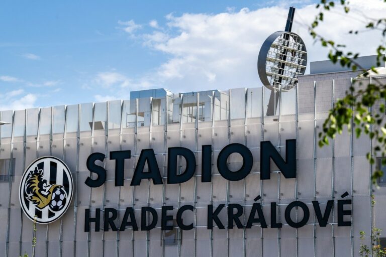 Le premier match à domicile en péril. Le stade Hradecky ne sera probablement pas prêt pour le 31 juillet