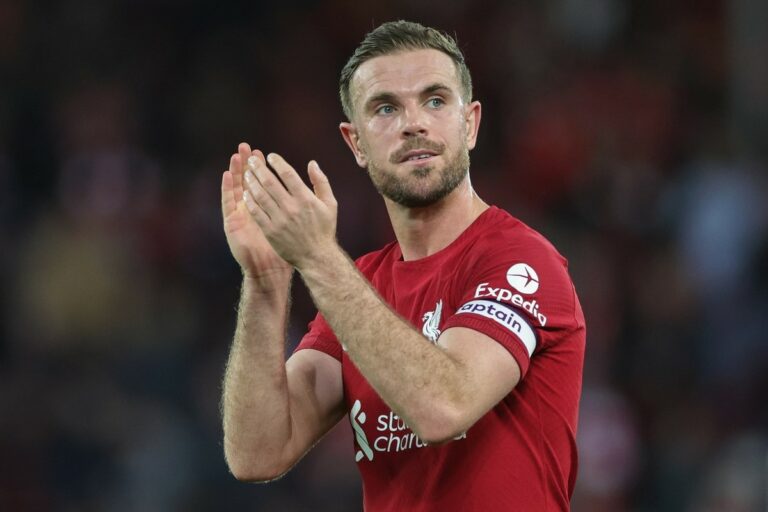 Liverpool perd son capitaine, Henderson fait ses adieux aux fans dans une vidéo