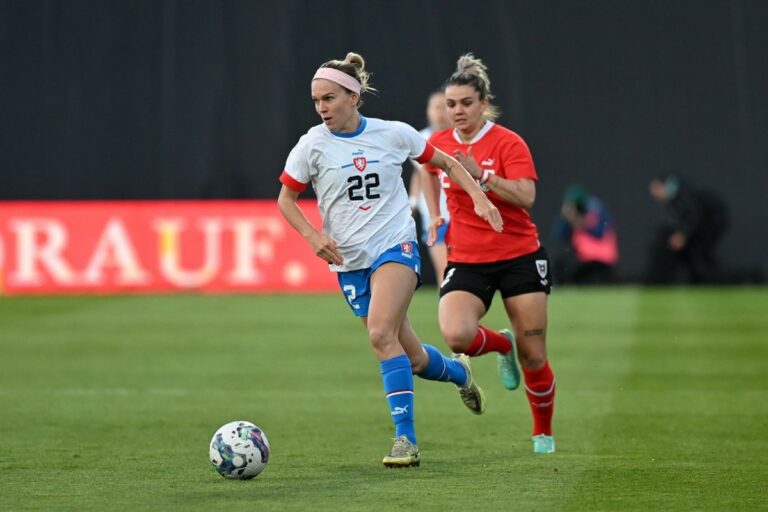 Quatrième succès dans un derby fédéral au sein du conseil. Les filles tchèques battent les filles slovaques 3:0 en match amical