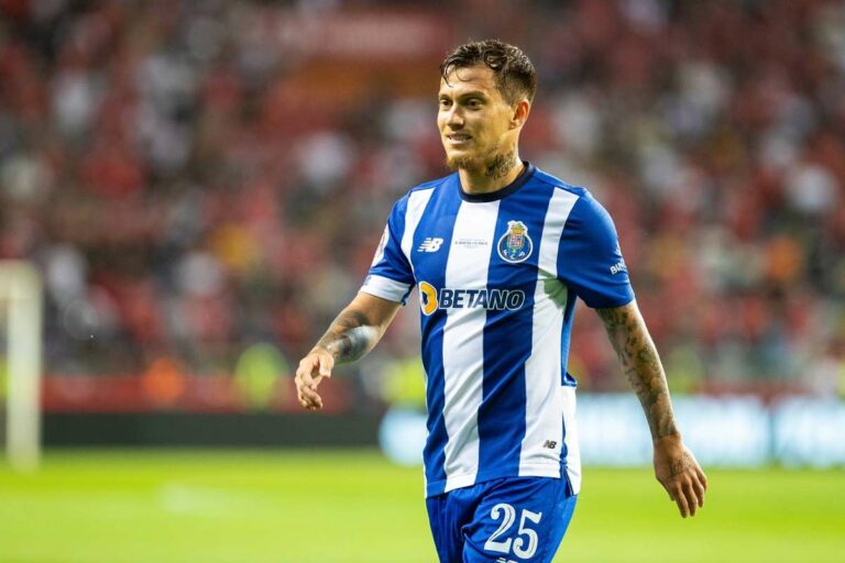 Al-Nassr annonce une nouvelle signature importante, en achetant Otávio à Porto pour 60 millions d’euros