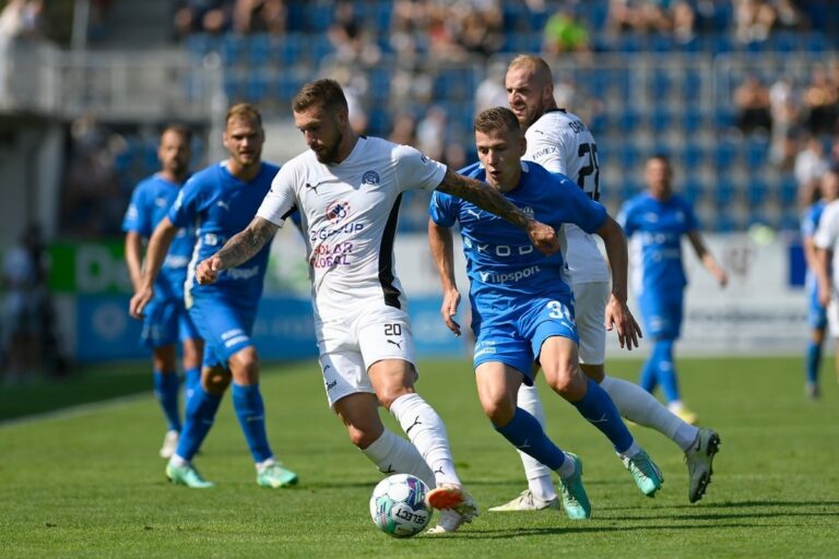 Boleslav quitte Slovácko avec deux cartons rouges et un match nul, Liberec n’a eu besoin que d’un seul but
