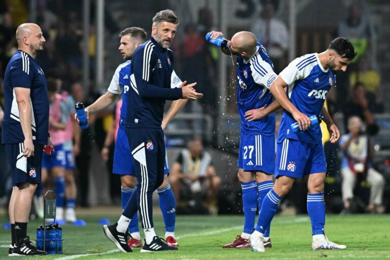 Dinamo Insider : Étrange remaniement de l’entraîneur, un combattant arrive. Qui va attraper contre le Sparta ?