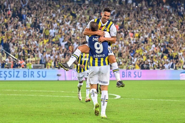 Fenerbahce a battu le Twente de Sadil lors du tour préliminaire de l’ECL. La Fiorentina n’a pas réussi à battre le Rapid de Vienne