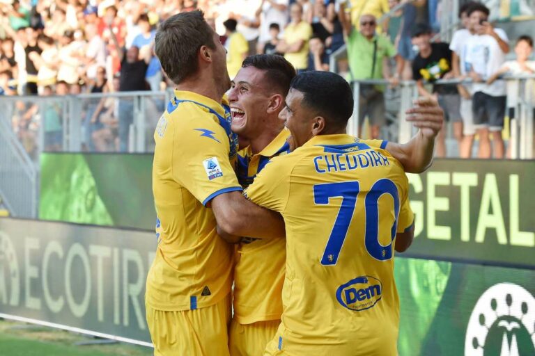 Frosinone a battu l’Atalanta pour la septième fois. Les anciennes stars de Chelsea brillent à nouveau à Milan