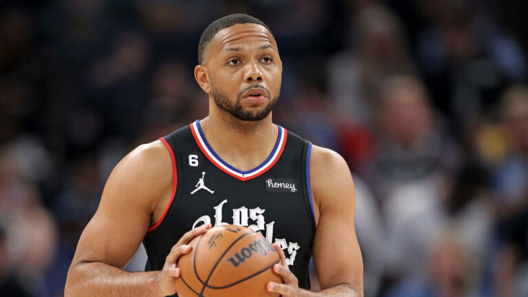 Gordon aux Suns, Williams en échange à Dallas