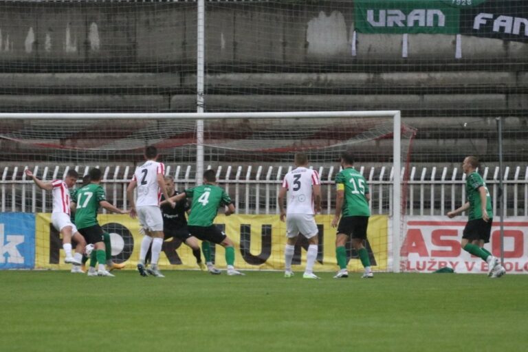 Příbram est venu au goût des matchs du matin. Brno s’est retourné à Olomouc, Řezníček a marqué à nouveau.
