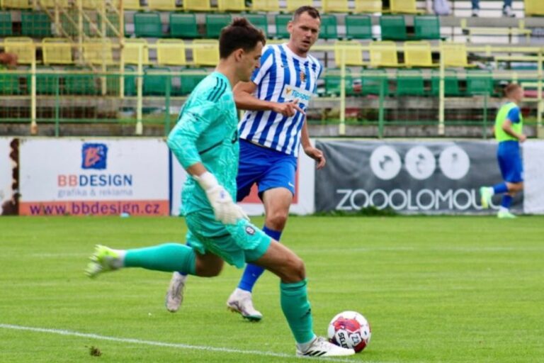 Vyškov, Jihlava et Tabor restent à 100% en F:NL. Gomez s’est présenté avec une bagarre