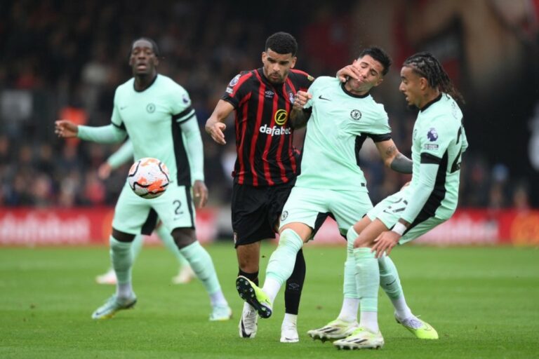 Chelsea fait encore match nul, Trossard marque pour Arsenal