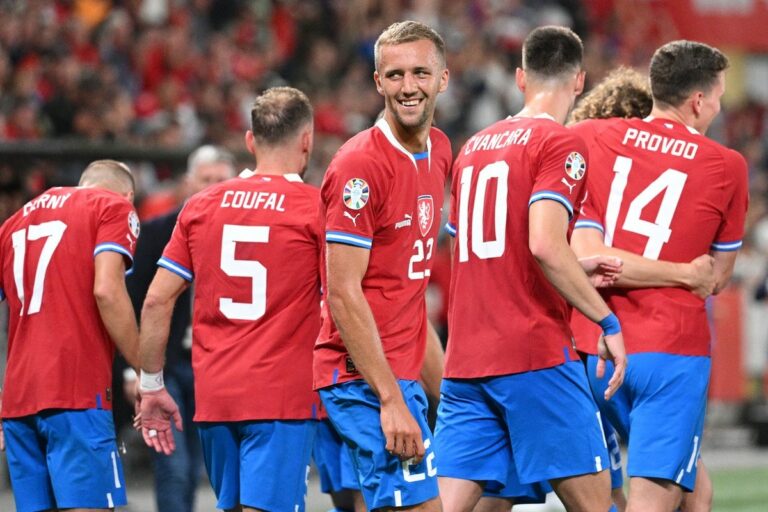 Comment la République tchèque va-t-elle assurer sa qualification pour l’Euro ? Huit points, c’est une certitude, mais deux victoires peuvent suffire