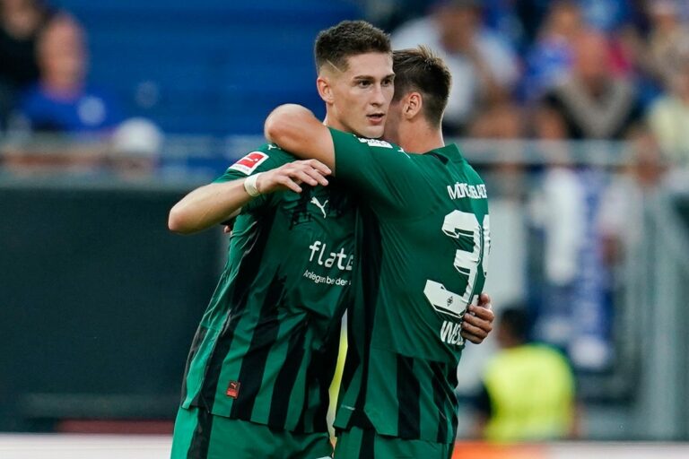 Čvančara la star du duel contre Darmstadt. Il a d’abord manqué un penalty, puis il a fait 3:3