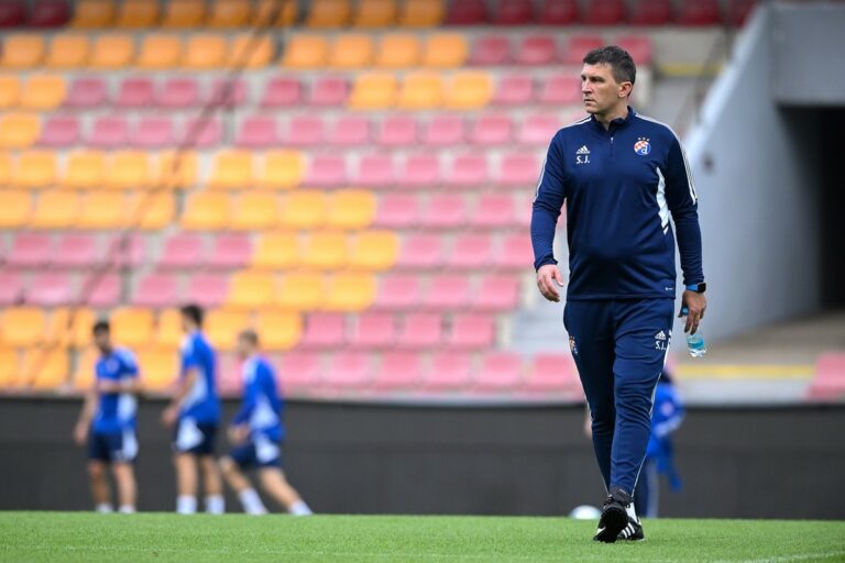 Je m’attends à ce que le Sparta soit le même que contre Copenhague. Il cherchera à marquer, a déclaré l’entraîneur du Dinamo.