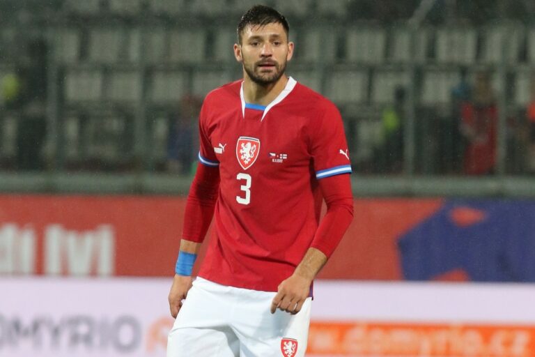 La Hongrie ? Un pays de football avec de grands joueurs. Je suis absolument satisfait, dit Stronati