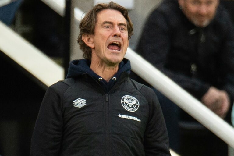 Le penalty de Newcastle ? L’entraîneur de Brentford attend des excuses de la part du patron des arbitres