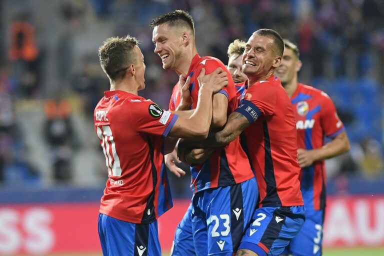 L’un des plus beaux buts de sa carrière. Je ne m’attendais pas à ce qu’ils défendent autant, a surpris Kalvach