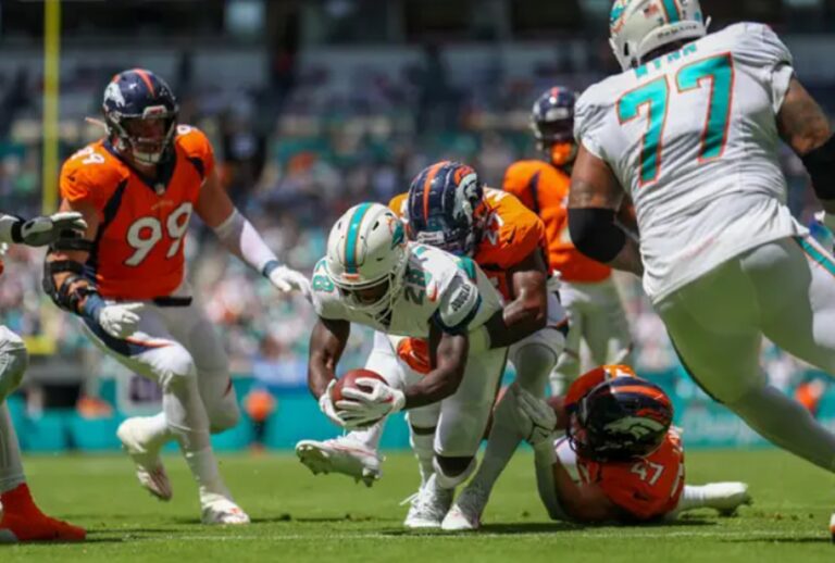 NFL on Sunday : Les Dolphins font un malheur, les Packers reviennent