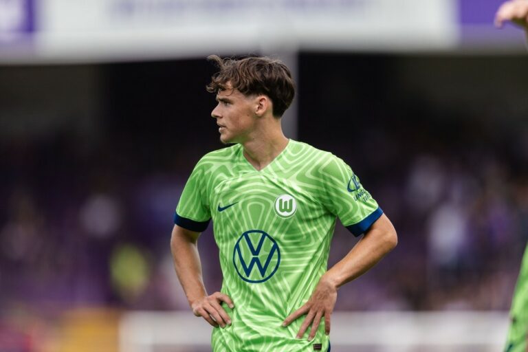 Pas encore en Bundesliga. Ambros sera l’invité de Freiburg, l’équipe réserve de Wolfsburg en troisième division.