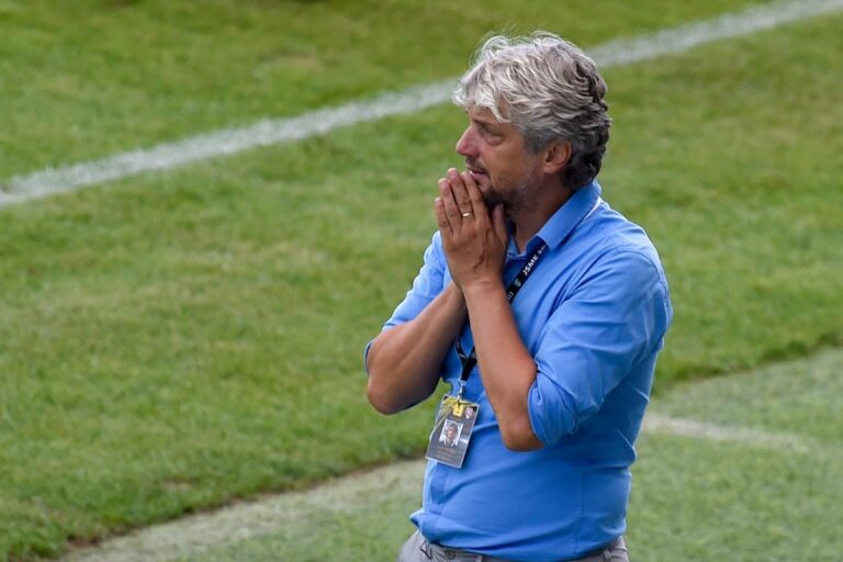 Premier changement d’entraîneur de la saison : Hradec licencie Weber et s’appuie à nouveau sur l’expérience de Kotal