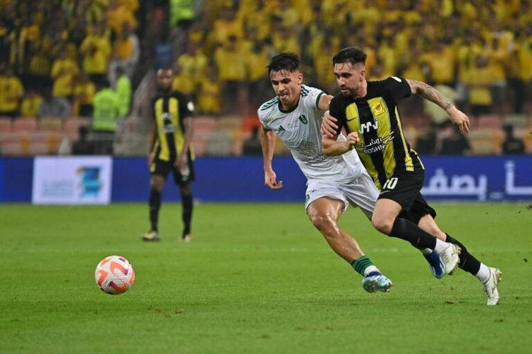 Je ne suis pas passé aux Saoudiens pour l’argent, se défend Veiga face aux critiques. Il veut évoluer au sein d’Al Ahli