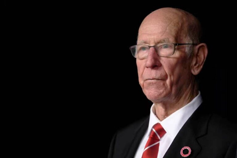 L’Angleterre a perdu une légende du football. Le champion du monde Bobby Charlton est décédé à l’âge de 86 ans.