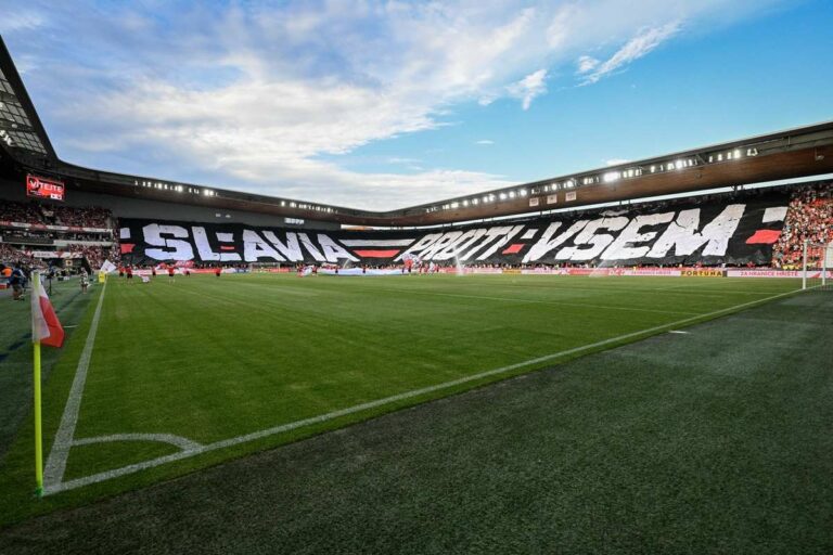 La Ligue de football s’attaque au record de fréquentation. La plupart des gens vont à l’Eden, un grand changement s’est produit à Hradec