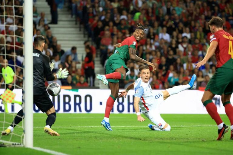 Le Portugal a fait la fête comme s’il avait gagné l’Euro, a déclaré Dúbravka, regrettant la première mi-temps.