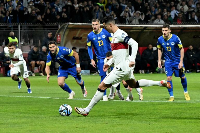 Les Autrichiens ont confirmé leur qualification pour l’Euro, les Slovaques sont proches. Ronaldo marque le but n° 40