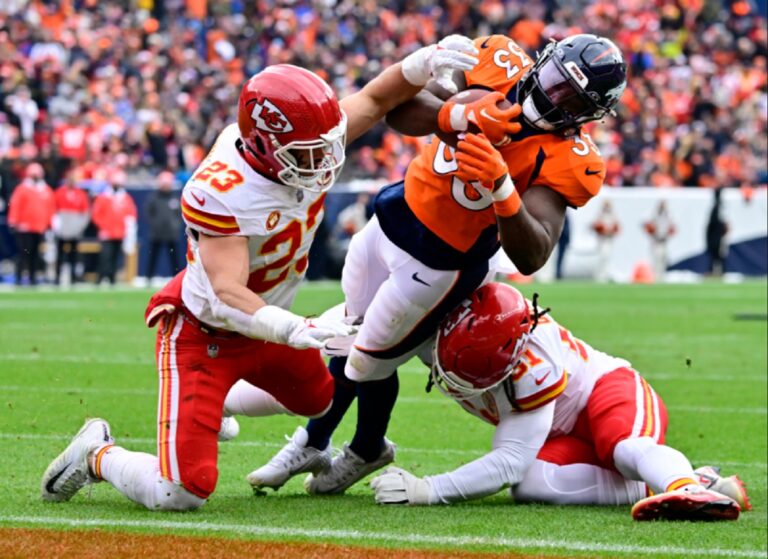 NFL on Sunday : Les Broncos font un coup d’éclat, nouvelle défaite des 49ers