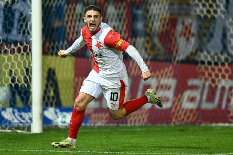 Slavia et Plzeň ont dû se retourner et célébrer la victoire 3:2, Zafeiris et Vydra ont décidé…