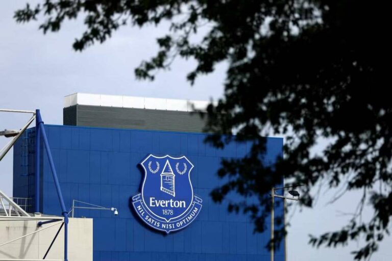 Un retrait de 12 points ? Everton risque une pénalité en Premier League pour avoir enfreint les règles financières