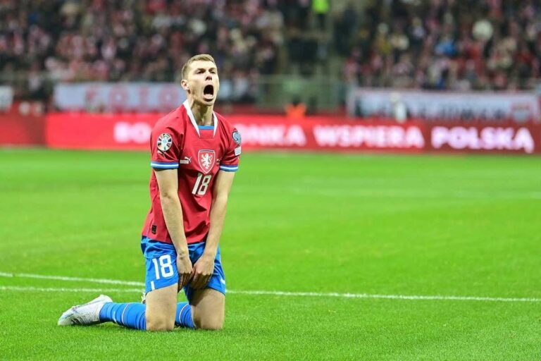 J’étais prêt à courir jusqu’au stade pour fêter l’événement, mais Doudere n’était pas content de ce tir lointain