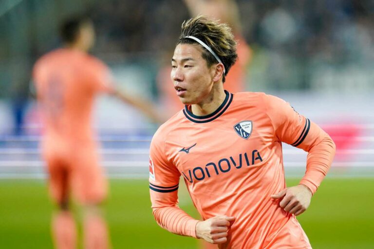 L’acharnement du Japon permet à Bochum de remporter sa première victoire, tandis que Darmstadt se heurte à la décision de son gardien de but