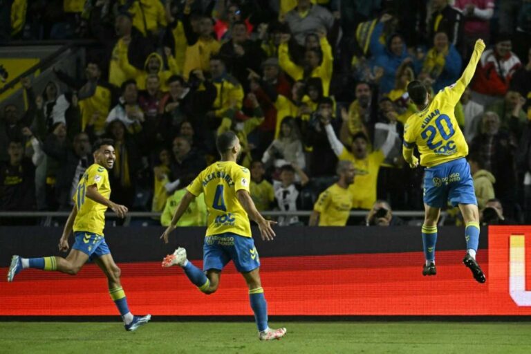 Les tireurs de l’Atlético se sont endormis sous les palmiers. L’intrépidité a permis à Las Palmas de remporter un triomphe inattendu