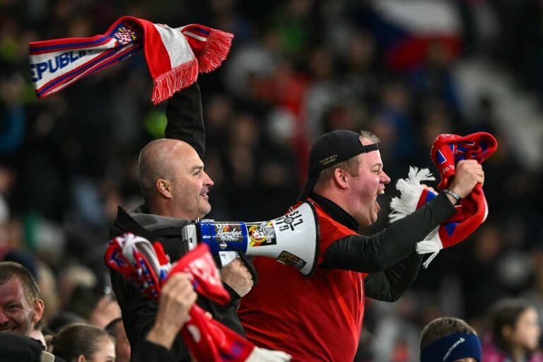 Quatre catégories de prix. Après le tirage au sort, les billets pour l’Euro pour les supporters tchèques seront mis en vente le samedi